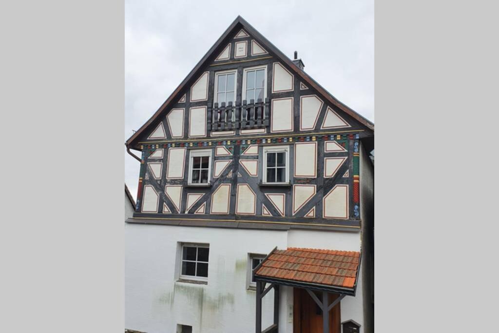Vila Stadtb,Burggleiberg,Whirlpool,2Xbad,3Zimmernetflix Krofdorf-Gleiberg Exteriér fotografie